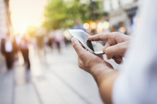 Roaming: Mobiles Surfen und Telefonieren wird günstiger